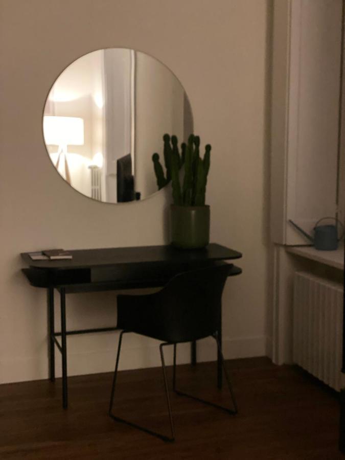 Loft Manzoni 37 Apartment เกรโมนา ภายนอก รูปภาพ