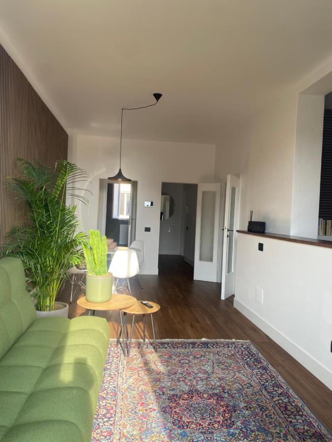 Loft Manzoni 37 Apartment เกรโมนา ภายนอก รูปภาพ