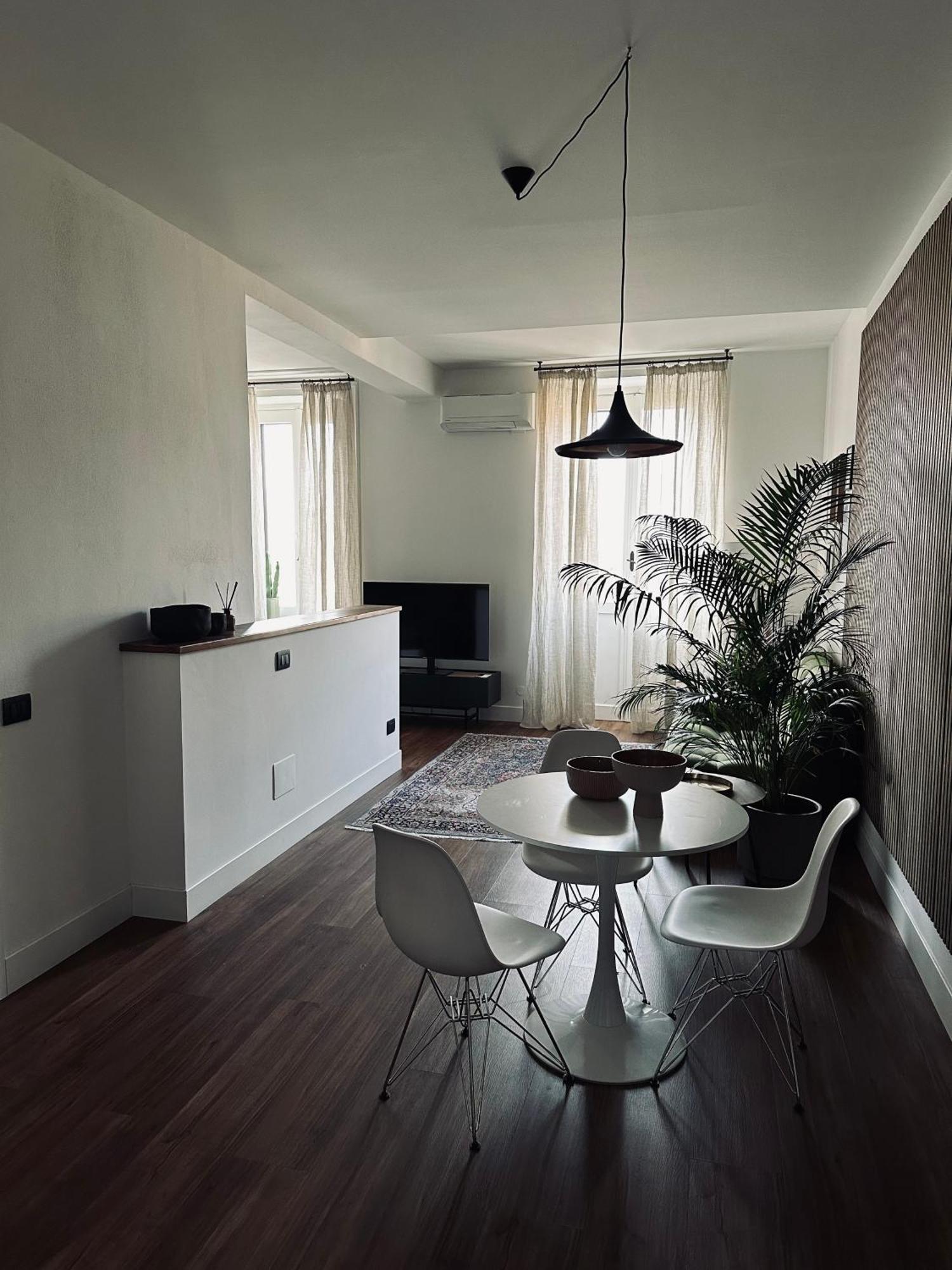 Loft Manzoni 37 Apartment เกรโมนา ภายนอก รูปภาพ