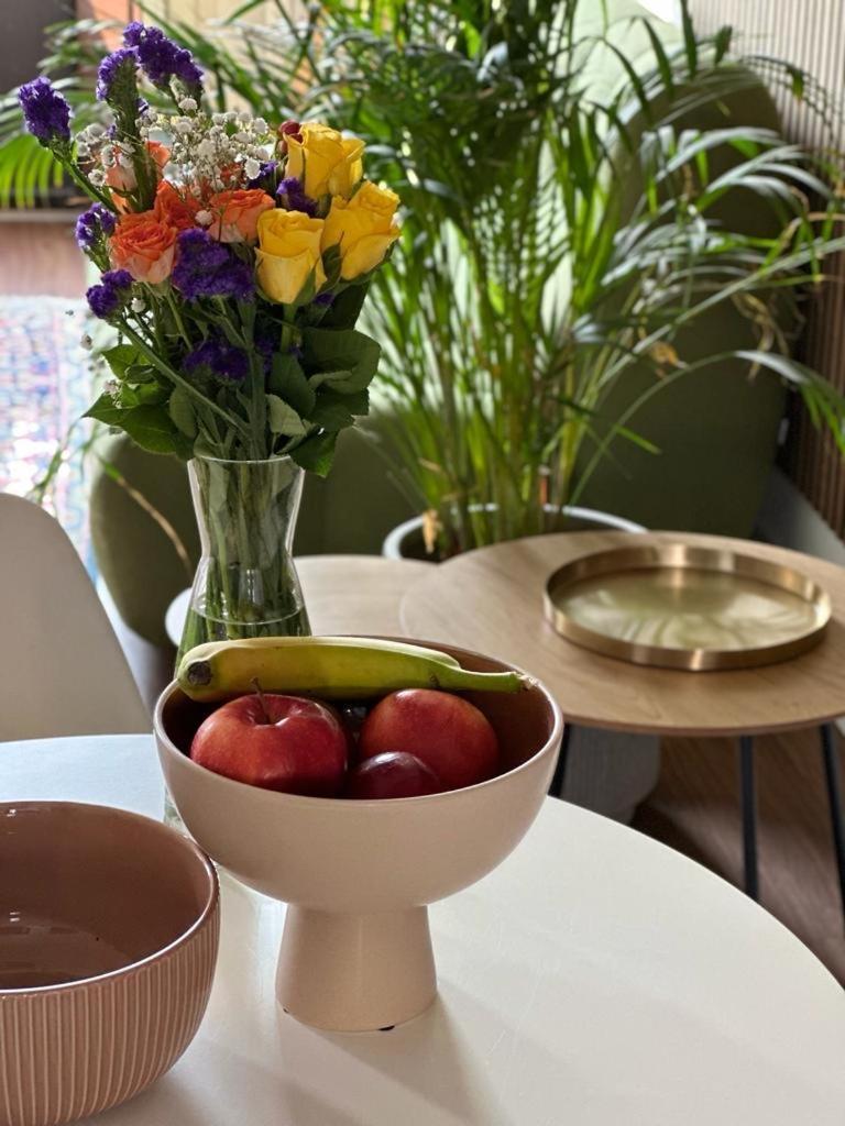 Loft Manzoni 37 Apartment เกรโมนา ภายนอก รูปภาพ